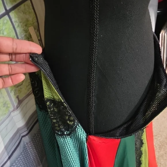 AKIRA Multicolor Maxi Skirt with Lace Accents - Picture 6 of 6